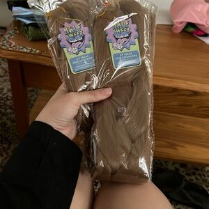 Brand new braiding hair by half sweet studios in light brunette (natural) color